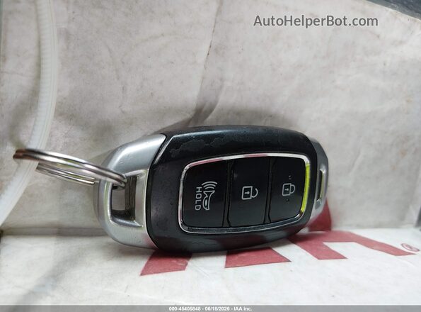 5NMS33AD1LH251374 2020 HYUNDAI SANTA FE Silver Widok deski rozdzielczej