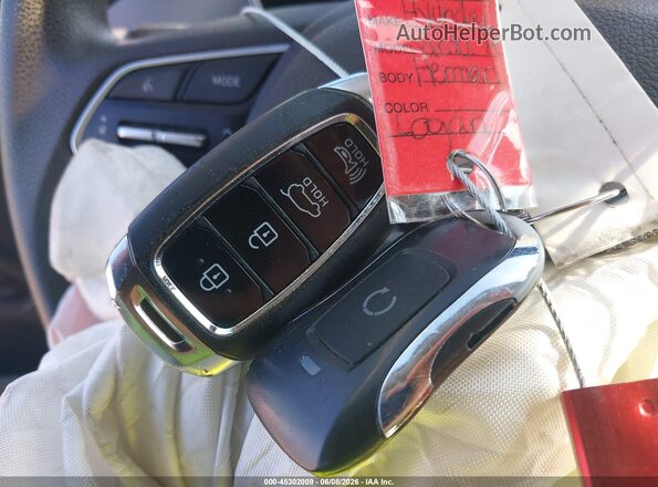 5NMS3CAD6KH062752 2019 HYUNDAI SANTA FE Gray Widok deski rozdzielczej
