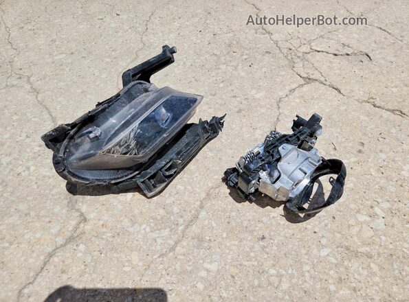 5NMS53AA6LH160102 2020 HYUNDAI SANTA White 