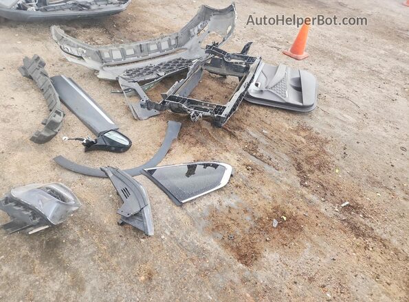 5NMS53AD4KH036967 2019 HYUNDAI SANTA Серебряный 