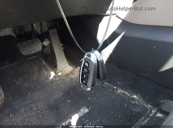 5NMS5CAD0KH041633 2019 HYUNDAI SANTA FE White Вид панелі приладів
