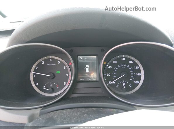 5NMZT3LB1JH056284 2018 HYUNDAI SANTA FE SPORT White Vista de los asientos traseros