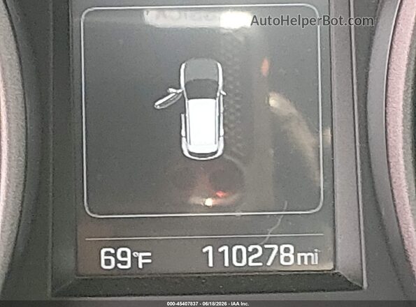 5NMZT3LB1JH056284 2018 HYUNDAI SANTA FE SPORT White 