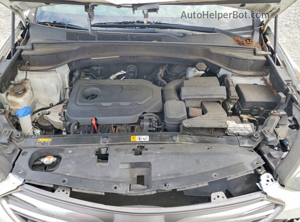 5NMZT3LB2HH029539 2017 HYUNDAI SANTA White Vista del compartimento del motor