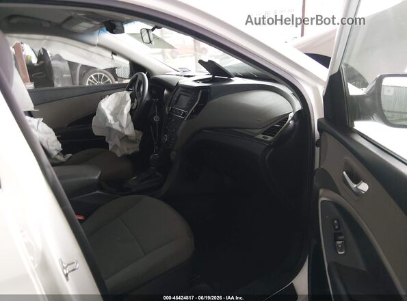 5NMZT3LB2JH074051 2018 HYUNDAI SANTA FE SPORT White Вид салону спереду