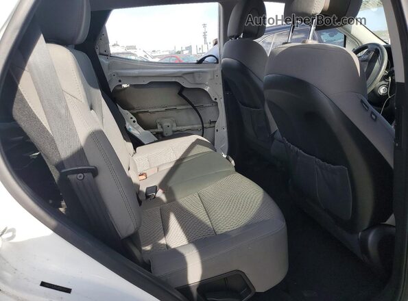 5NMZT3LB4JH082247 2018 HYUNDAI SANTA White 