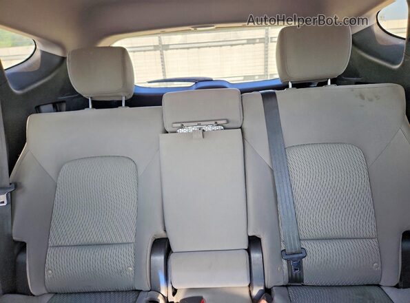 5NMZT3LB8HH043722 2017 HYUNDAI SANTA Gray Հետևի նստատեղերի տեսք