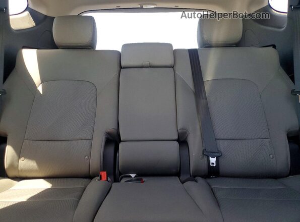 5NMZU3LB3JH052816 2018 HYUNDAI SANTA White Vista de los asientos traseros