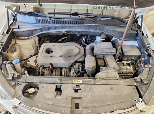 5NMZUDLB2JH069077 2018 HYUNDAI SANTA White 