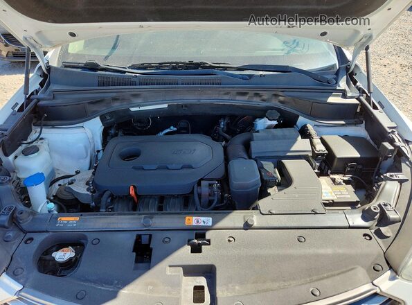 5NMZUDLB5HH032907 2017 HYUNDAI SANTA White Rear interior view