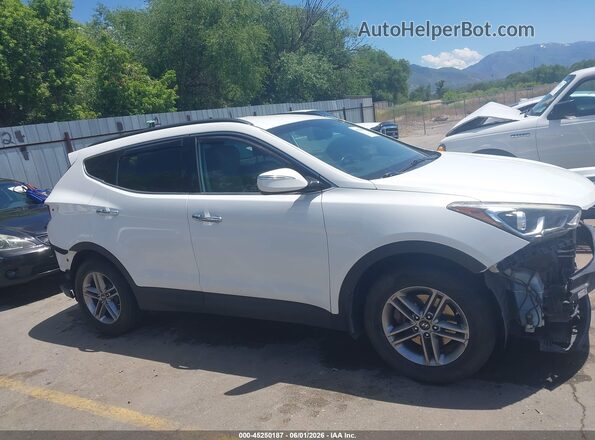 5NMZUDLB9HH051041 2017 HYUNDAI SANTA FE SPORT White Սալոնի 360 աստիճան տեսք