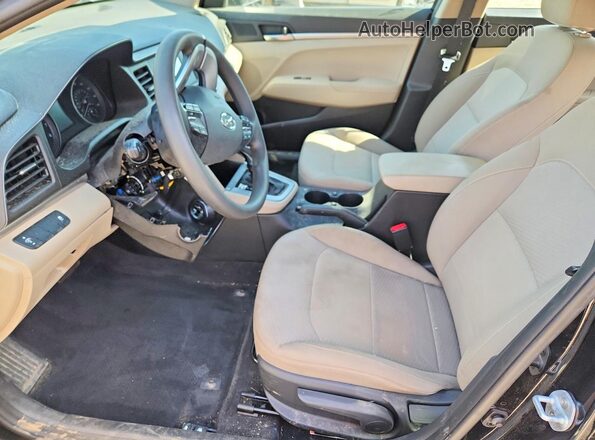 5NPD74LF0KH409934 2019 HYUNDAI ELANTRA Black Вид салону спереду