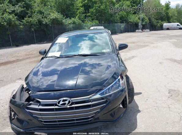 5NPD74LF1KH412230 2019 HYUNDAI ELANTRA Black Rear interior view
