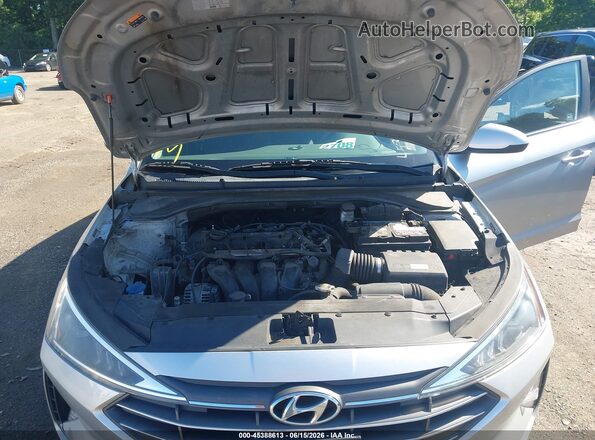 5NPD74LF1KH438066 2019 HYUNDAI ELANTRA Silver Rear view
