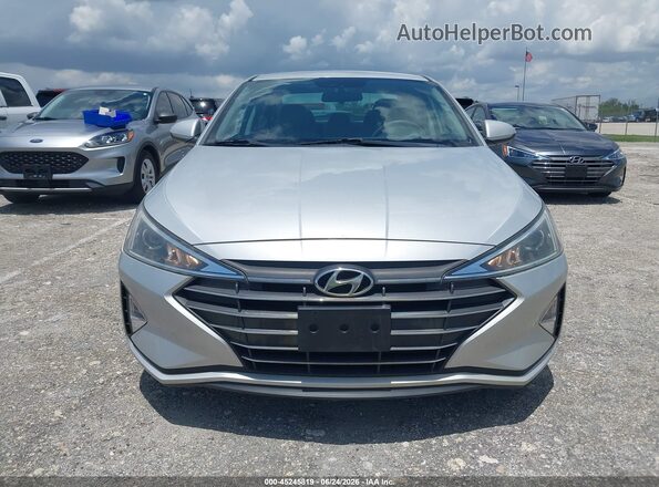 5NPD74LF1KH487154 2019 HYUNDAI ELANTRA Серебряный Вид спереди