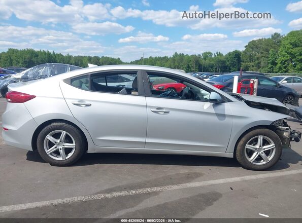 5NPD74LF2HH140375 2017 HYUNDAI ELANTRA Silver Vista interior trasera