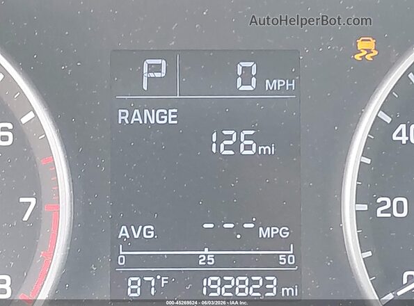 5NPD74LF2HH140375 2017 HYUNDAI ELANTRA Silver 