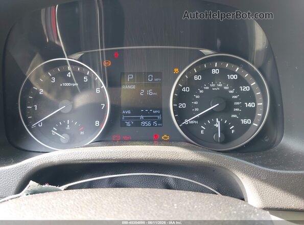 5NPD74LF2HH148699 2017 HYUNDAI ELANTRA Red Vista de los asientos traseros