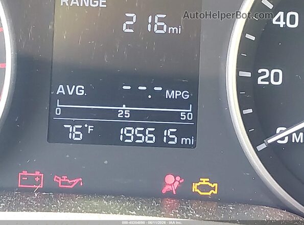 5NPD74LF2HH148699 2017 HYUNDAI ELANTRA Red 