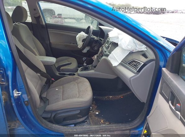 5NPD74LF2JH341375 2018 HYUNDAI ELANTRA Blue წინა სალონის ხედი