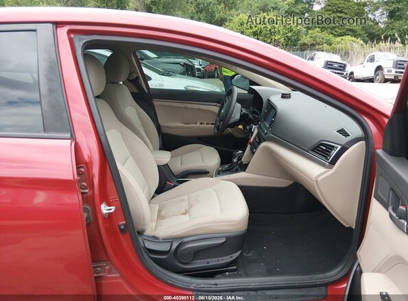 5NPD74LF2JH370004 2018 HYUNDAI ELANTRA Red Вид салону спереду