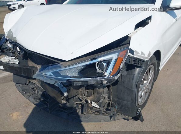5NPD74LF2KH473084 2019 HYUNDAI ELANTRA White Вид задньої частини салону