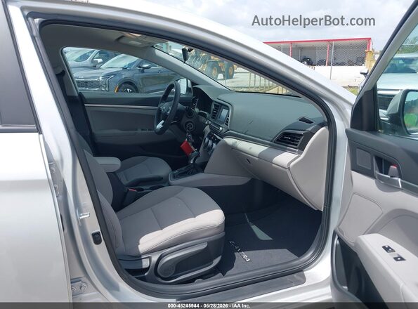 5NPD74LF2KH486689 2019 HYUNDAI ELANTRA Silver Widok wnętrza z przodu
