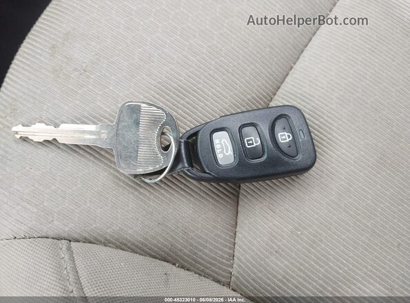 5NPD74LF3HH101701 2017 HYUNDAI ELANTRA Beige Widok deski rozdzielczej