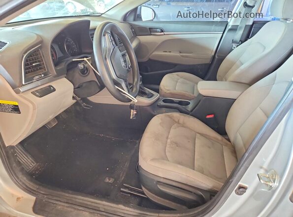 5NPD74LF3JH219155 2018 HYUNDAI ELANTRA Silver Vista interior delantera