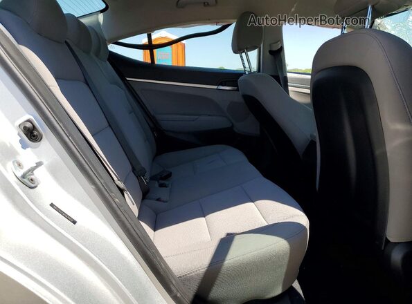 5NPD74LF3KH439428 2019 HYUNDAI ELANTRA Silver უკანა სავარძლების ხედი
