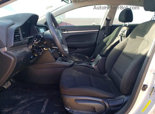 5NPD74LF3LH500391 2020 HYUNDAI ELANTRA Silver წინა სალონის ხედი