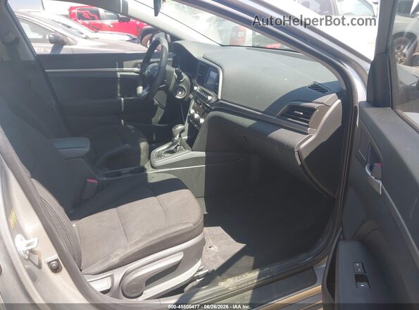 5NPD74LF4LH601763 2020 HYUNDAI ELANTRA Серебряный Вид салона спереди