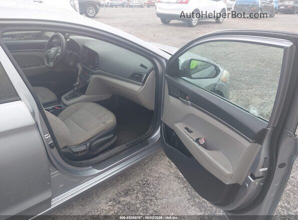 5NPD74LF5HH151225 2017 HYUNDAI ELANTRA Silver Սալոնի դիմացի տեսք