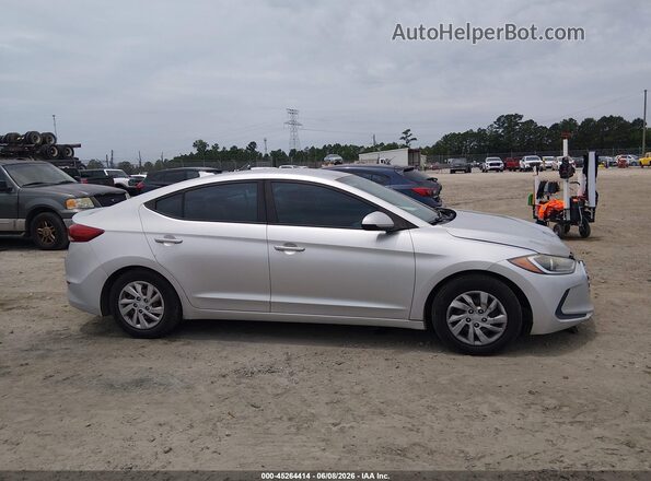 5NPD74LF5HH204635 2017 HYUNDAI ELANTRA Silver Rear interior view