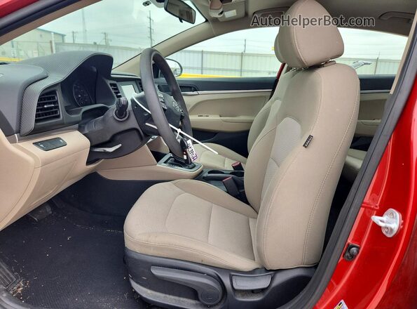 5NPD74LF5KH466243 2019 HYUNDAI ELANTRA Красный Вид салона спереди