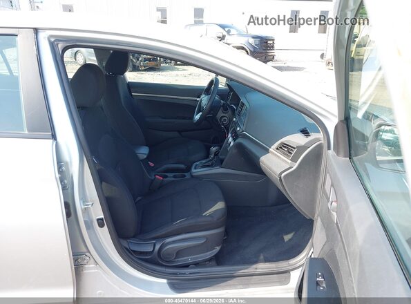 5NPD74LF5KH489389 2019 HYUNDAI ELANTRA Silver Front interior view