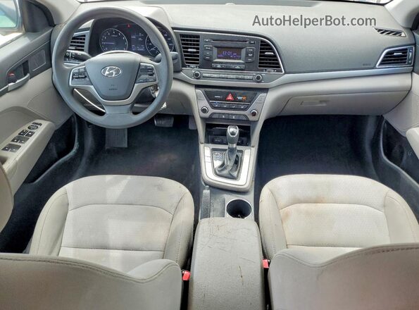 5NPD74LF6HH111655 2017 HYUNDAI ELANTRA Красный Вид панели приборов