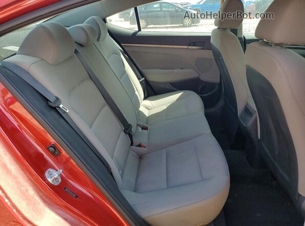 5NPD74LF6HH111655 2017 HYUNDAI ELANTRA Красный Вид задних сидений