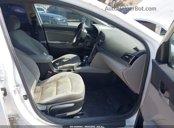 5NPD74LF6HH137835 2017 HYUNDAI ELANTRA White 