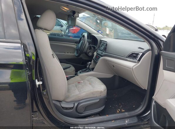 5NPD74LF7HH201171 2017 HYUNDAI ELANTRA Black Front interior view