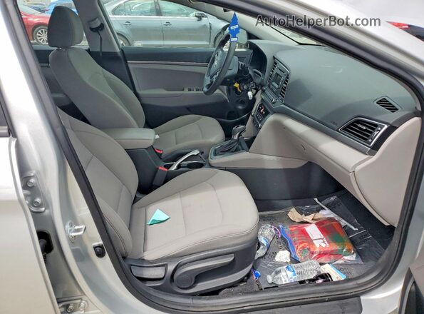 5NPD74LF7JH342263 2018 HYUNDAI ELANTRA Silver წინა სალონის ხედი