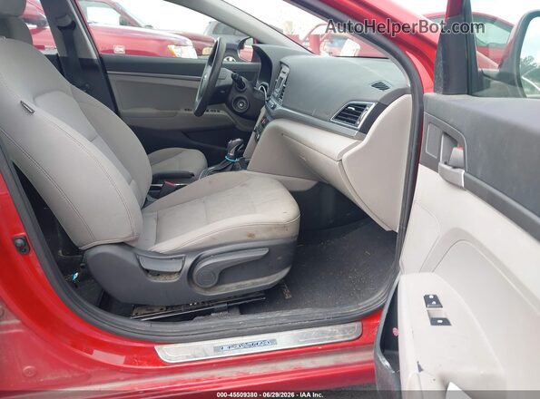 5NPD74LF7JH349567 2018 HYUNDAI ELANTRA Red Вид салону спереду