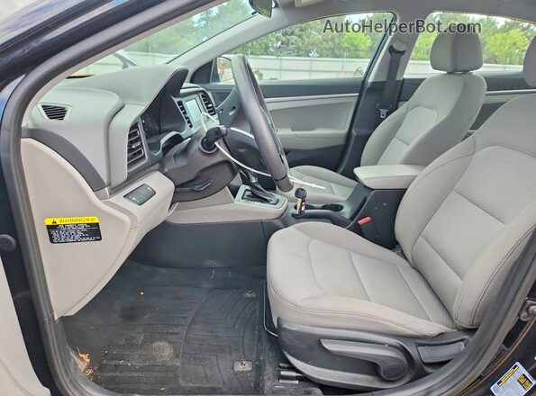 5NPD74LF7KH400129 2019 HYUNDAI ELANTRA Черный Вид салона спереди