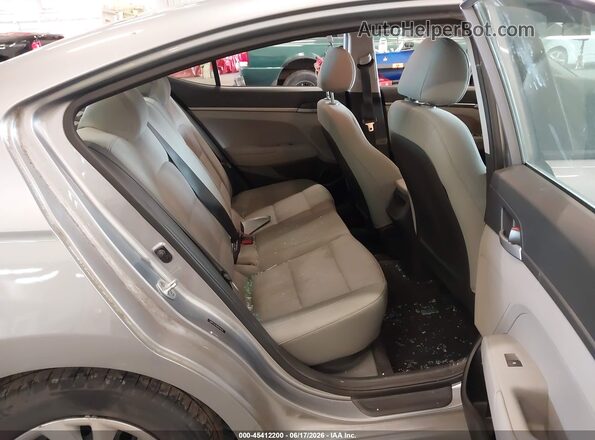 5NPD74LF8HH074978 2017 HYUNDAI ELANTRA Silver VIN sticker view