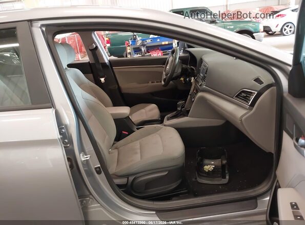 5NPD74LF8HH074978 2017 HYUNDAI ELANTRA Silver Front interior view