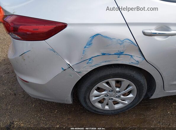 5NPD74LF8HH147105 2017 HYUNDAI ELANTRA Серебряный Вид спереди