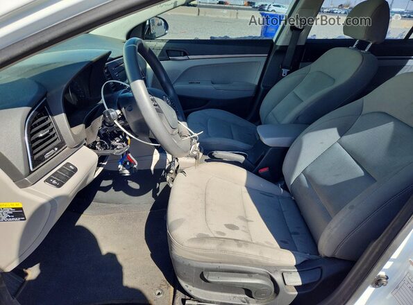 5NPD74LFXHH176007 2017 HYUNDAI ELANTRA White Vista interior delantera