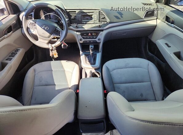 5NPD74LFXHH176007 2017 HYUNDAI ELANTRA White Vista del salpicadero