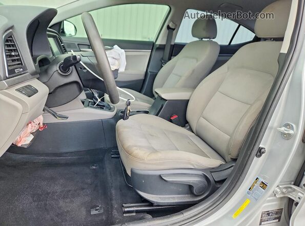 5NPD74LFXJH392512 2018 HYUNDAI ELANTRA Silver 