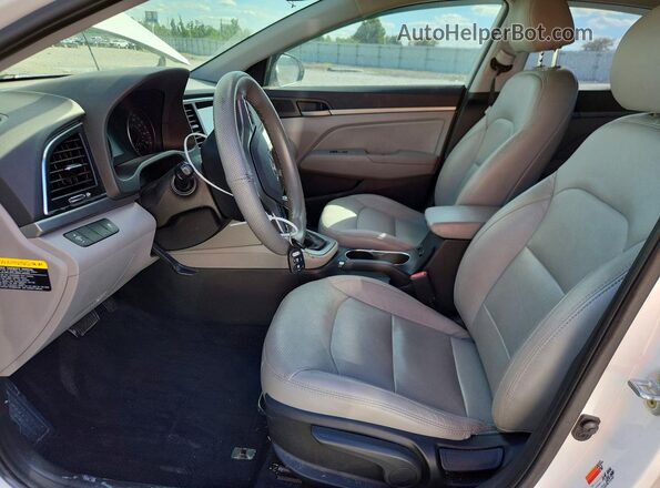 5NPD84LF0HH095109 2017 HYUNDAI ELANTRA White Front interior view